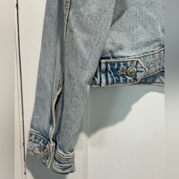 Zara Denim Jacket - Picture 8 of 8